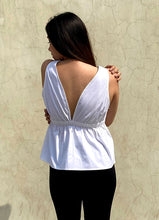 Load image into Gallery viewer, Beau Vintage Bow Blouse