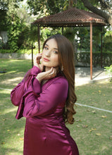 Load image into Gallery viewer, Aanya in Dew Burgundy