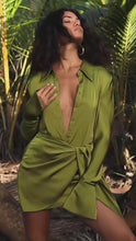 Load and play video in Gallery viewer, Simone Dress in Emerald Green
