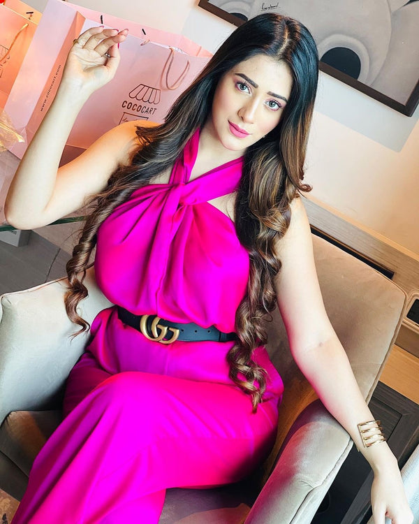 I'm Too Hot For This Co-Ord in Hot Pink